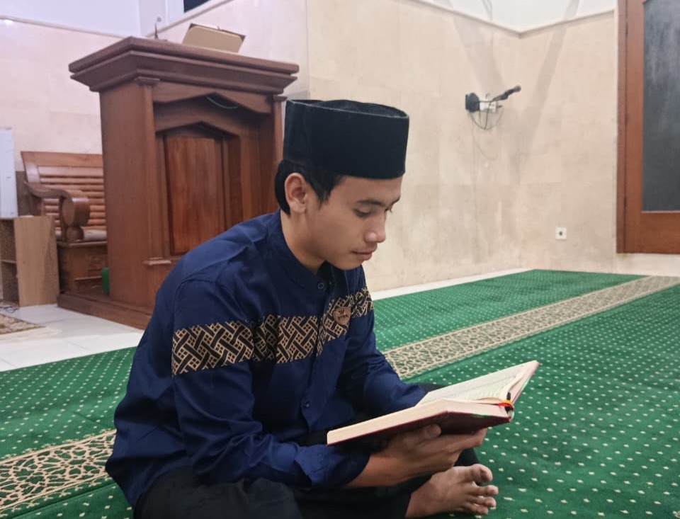 Perjuangan Angjal, Yatim Penghafal Al-Qur’an yang Bermimpi Jadi Psikolog